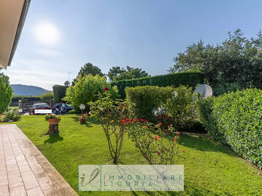 Immagine 55 di Villa in vendita  in via crociata a Cisano Sul Neva