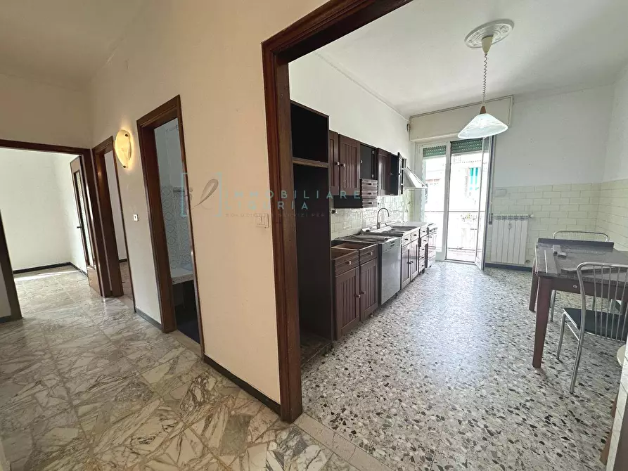 Immagine 8 di Appartamento in vendita  in Via Esperanto Albenga a Albenga
