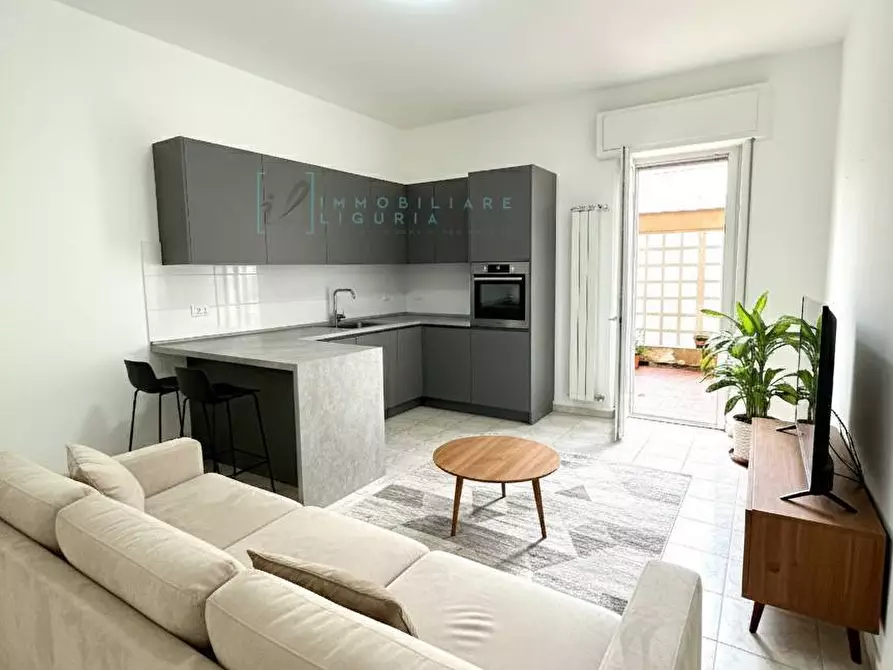 Immagine 6 di Appartamento in vendita  in Via Paccini a Albenga