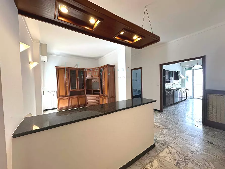 Immagine 3 di Appartamento in vendita  in Via Esperanto Albenga a Albenga