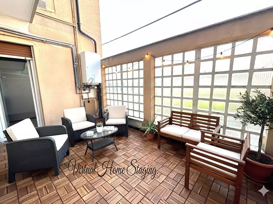 Immagine 1 di Appartamento in vendita  in Via Paccini a Albenga