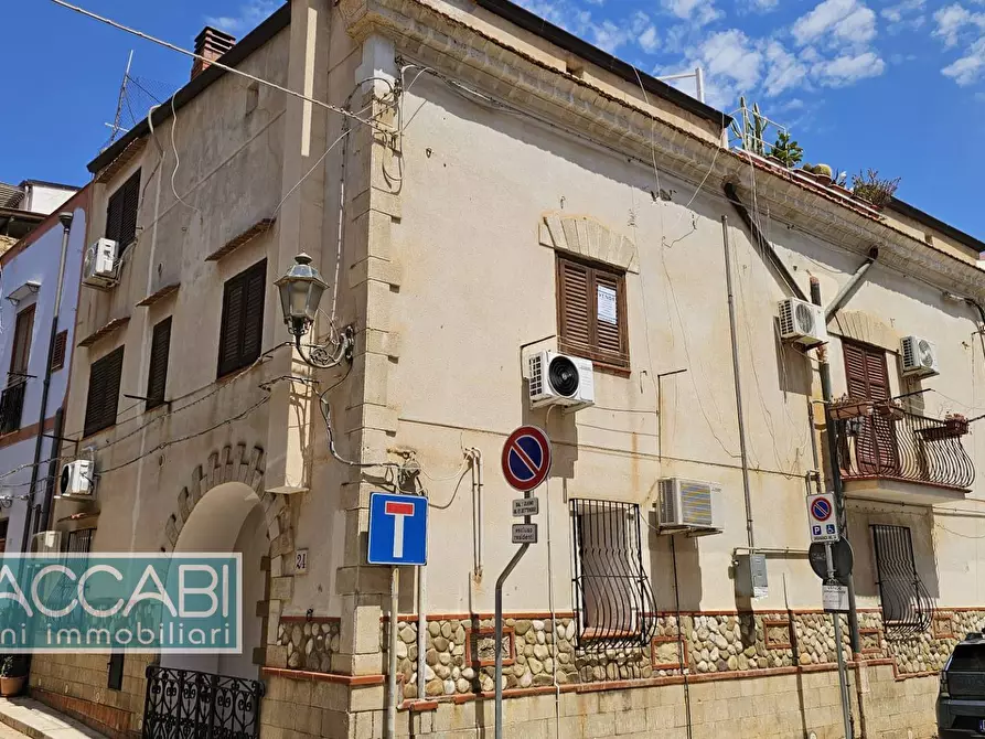 Immagine 1 di Appartamento in vendita  in via silvio pellico a Trappeto