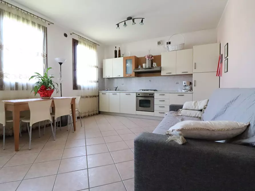 Immagine 1 di Appartamento in affitto  a Villorba