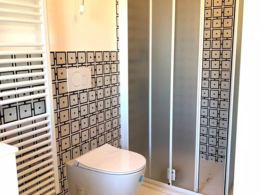 Immagine 17 di Attività commerciale in vendita  a Quinto Di Treviso