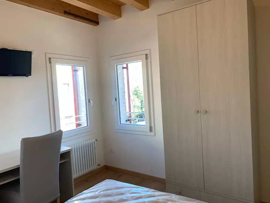 Immagine 20 di Attività commerciale in vendita  a Quinto Di Treviso