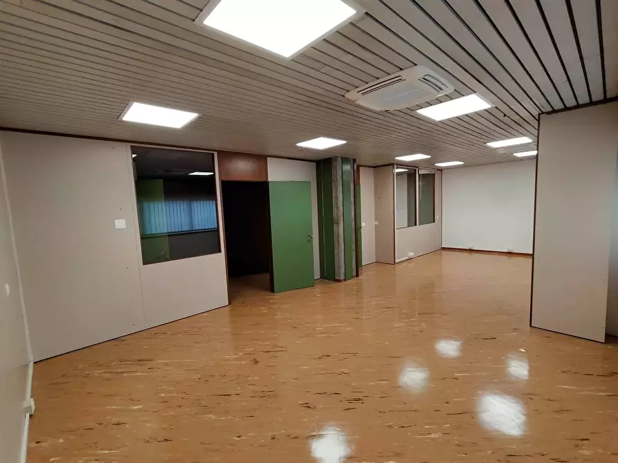 Immagine 4 di Ufficio   a Miane