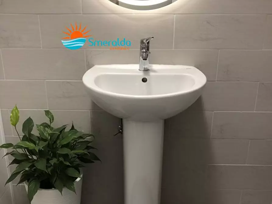 Immagine 11 di Appartamento in vendita  in VIA LATINA 8 a Olbia