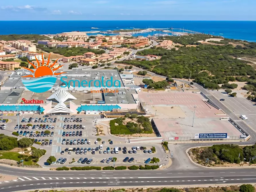 Immagine 12 di Appartamento in vendita  in Via Giuseppe Berto 9 a Olbia