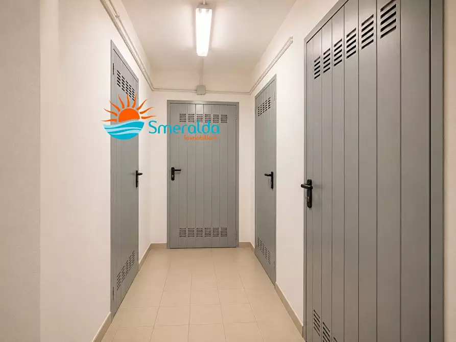Immagine 15 di Appartamento in vendita  in Via Del Rubino 9 a Olbia