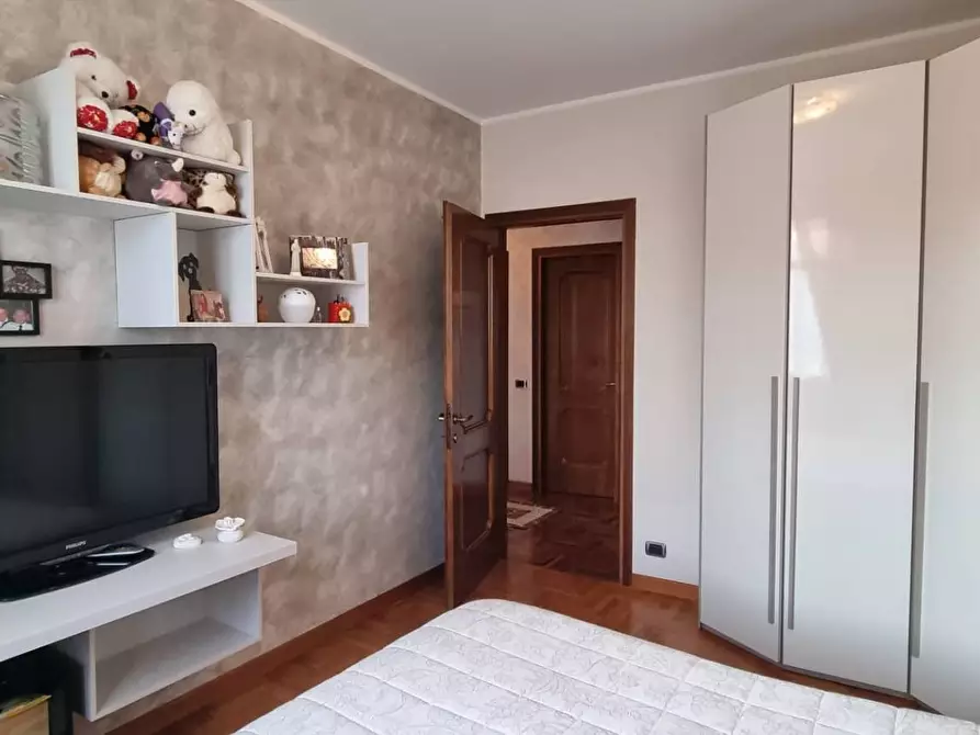 Immagine 18 di Villa in vendita  in Via Allende a Basiano