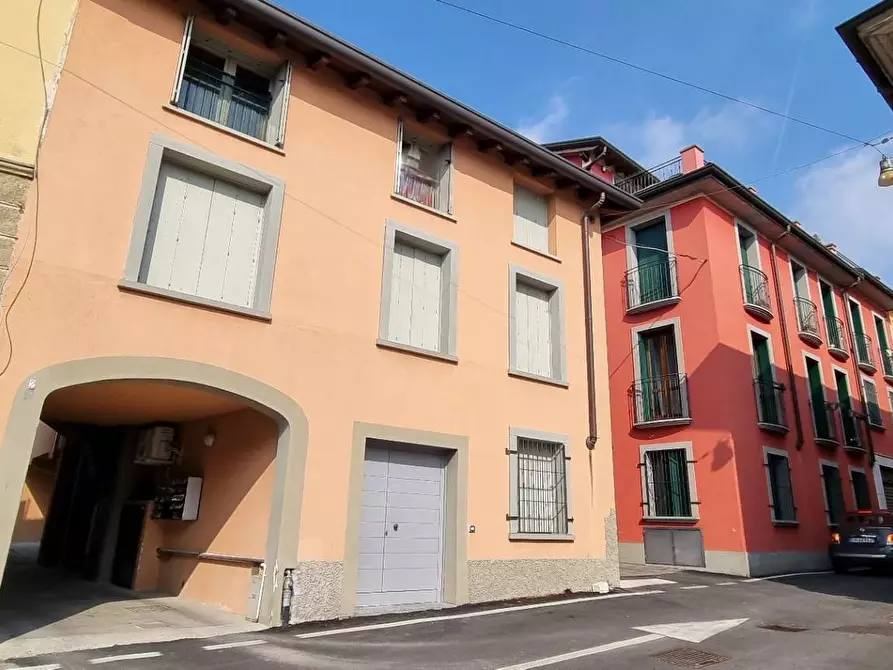 Immagine 6 di Appartamento in vendita  in piazza vittoria a Capriate San Gervasio