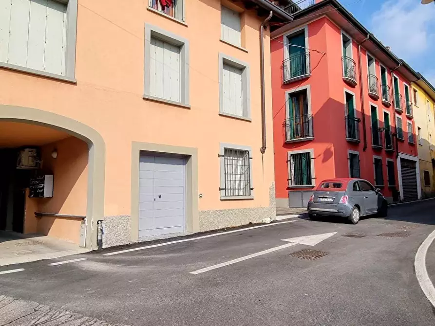 Immagine 2 di Appartamento in vendita  in piazza vittoria a Capriate San Gervasio