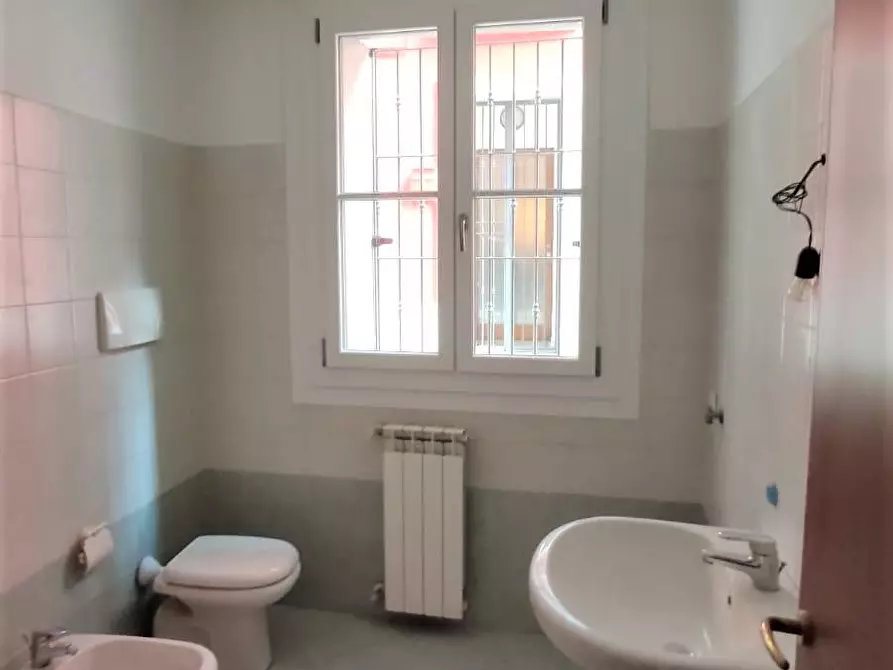 Immagine 17 di Appartamento in vendita  in piazza vittoria a Capriate San Gervasio