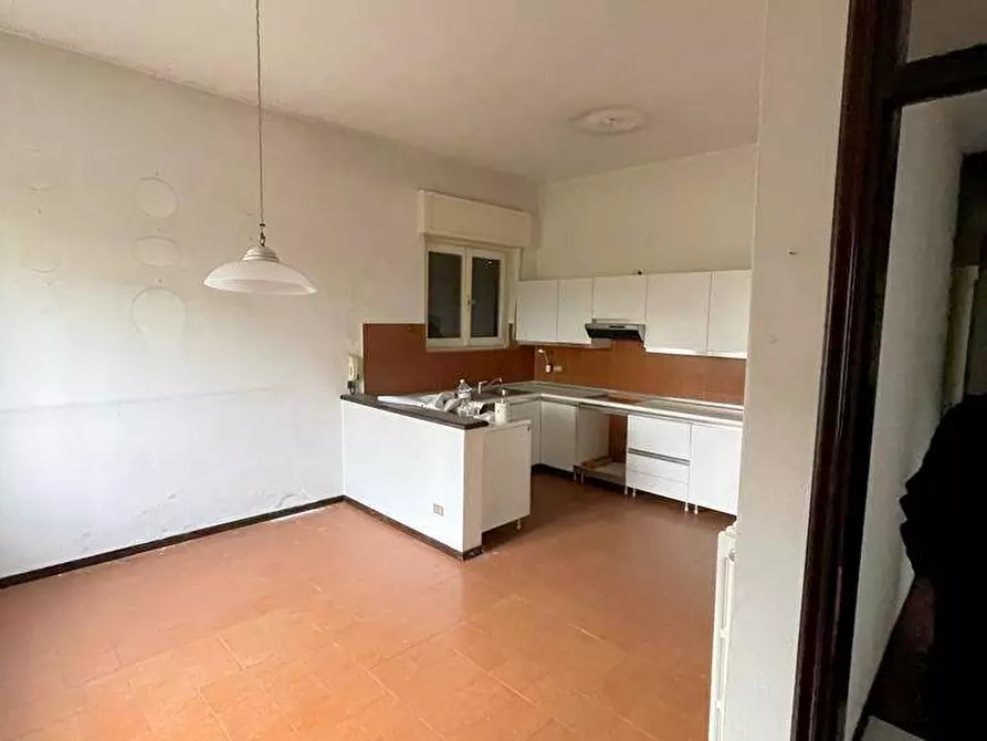 Immagine 12 di Villa in vendita  in via oratorio a Capriate San Gervasio