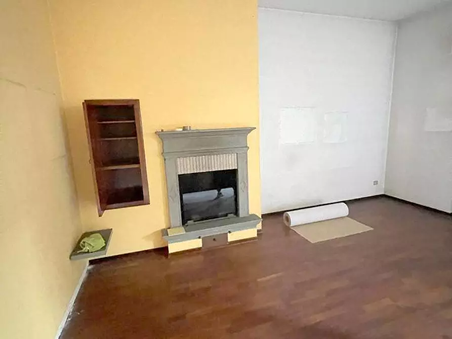 Immagine 5 di Villa in vendita  in via oratorio a Capriate San Gervasio
