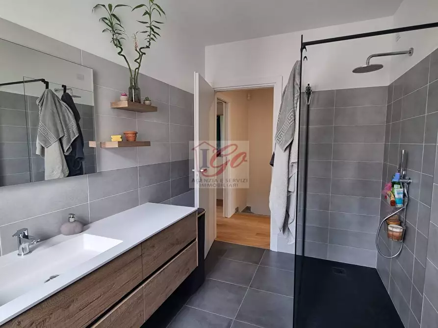 Immagine 25 di Villa in vendita  in via chiesa 1 a Basiano