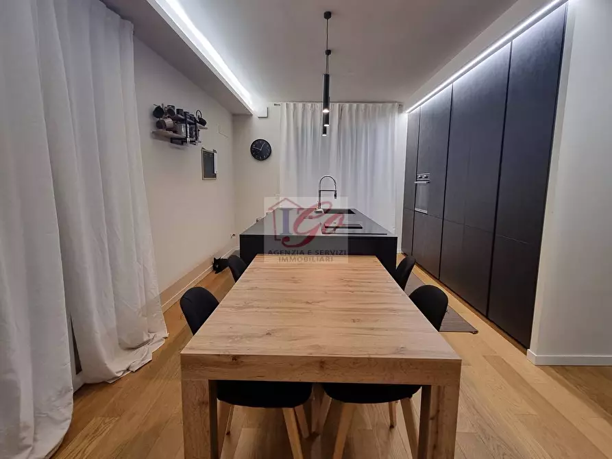 Immagine 12 di Villa in vendita  in via chiesa 1 a Basiano