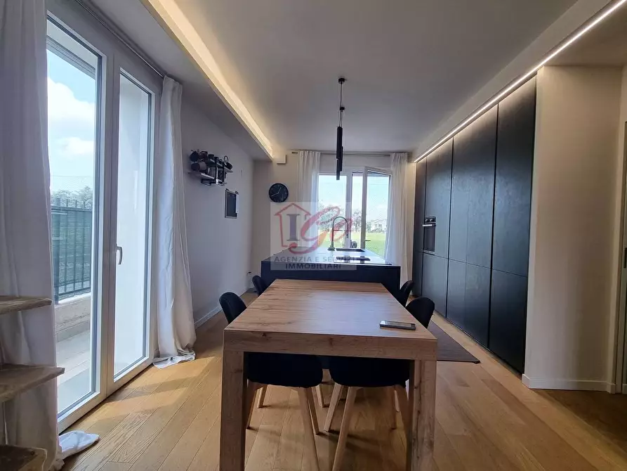 Immagine 10 di Villa in vendita  in via chiesa 1 a Basiano