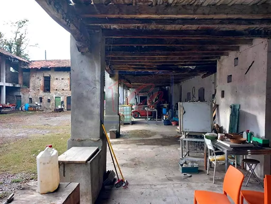 Immagine 2 di Rustico / casale in vendita  in via montegrappa a Arcene