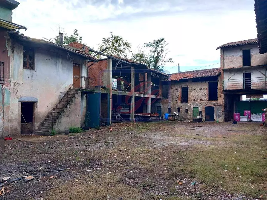 Immagine 15 di Rustico / casale in vendita  in via montegrappa a Arcene