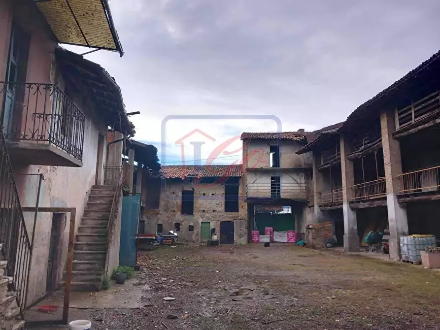 Immagine 22 di Rustico / casale in vendita  in via montegrappa a Arcene