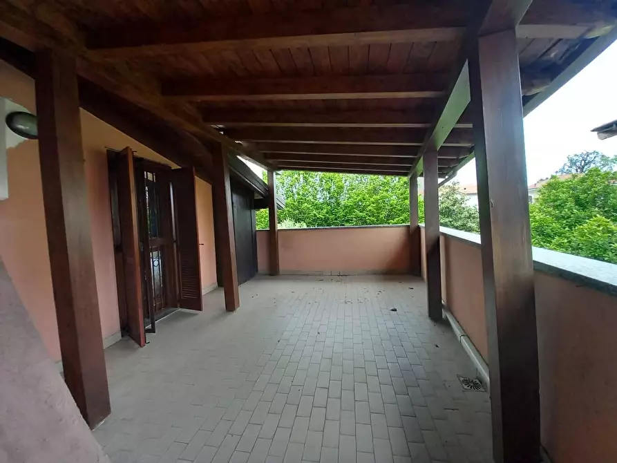 Immagine 26 di Villa in vendita  in va san francesco a Busnago