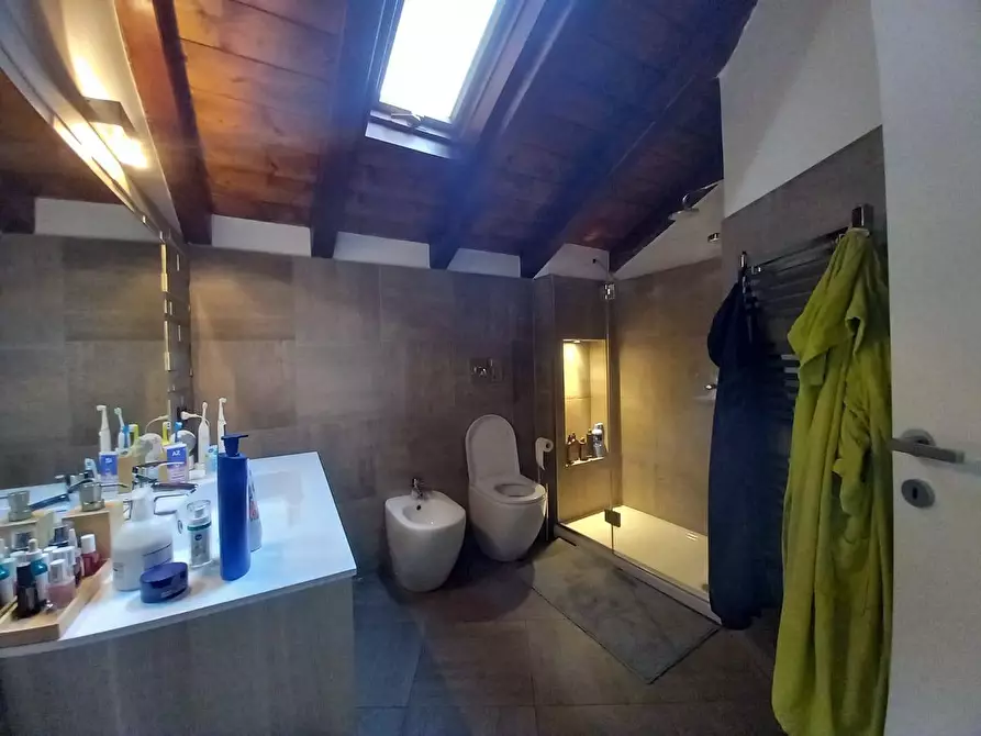 Immagine 28 di Villa in vendita  in va san francesco a Busnago