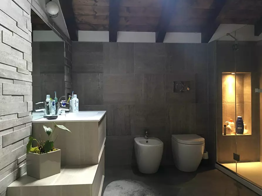 Immagine 31 di Villa in vendita  in va san francesco a Busnago