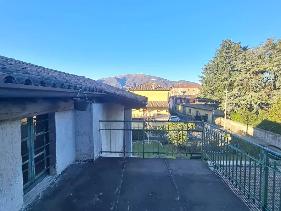 Immagine 12 di Appartamento in vendita  in via puccini a Arcene