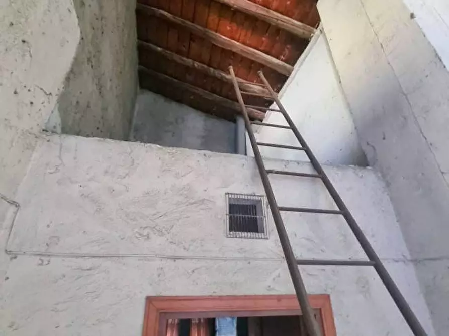 Immagine 9 di Appartamento in vendita  in via puccini a Arcene