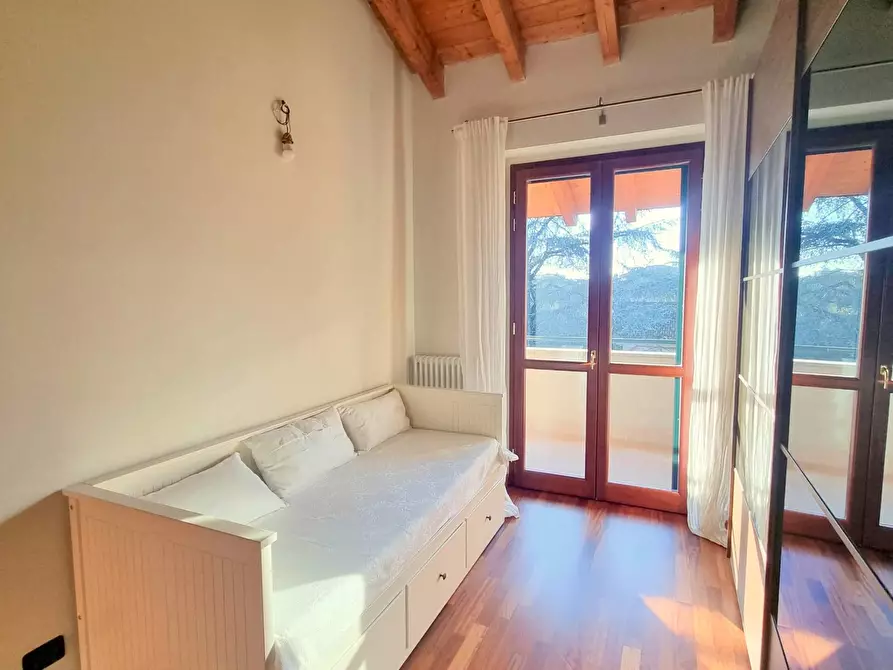 Immagine 30 di Casa semindipendente in vendita  in via fratelli cervi a Cornate D'adda