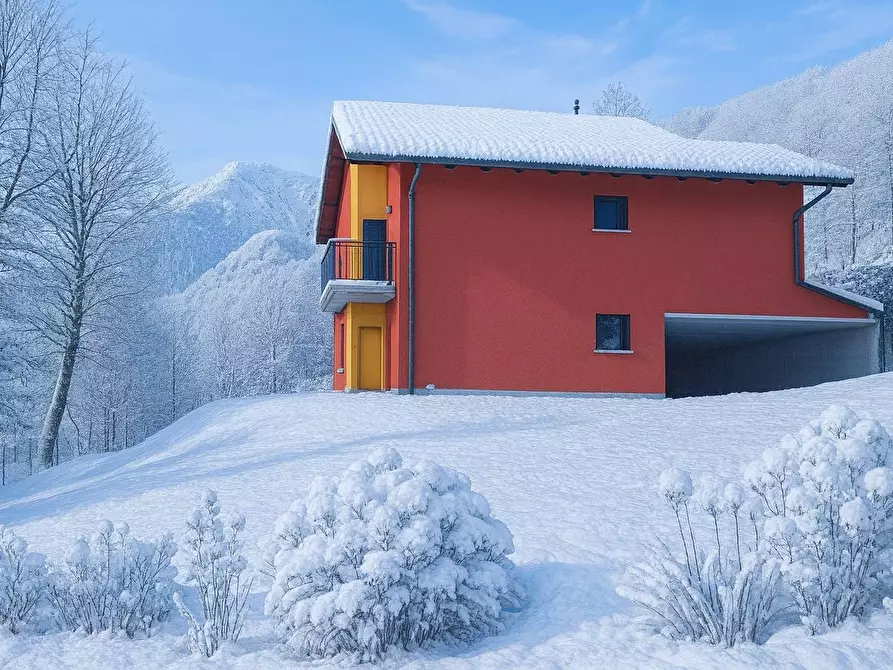 Immagine 2 di Appartamento in vendita  in Via Brumana a Costa Valle Imagna