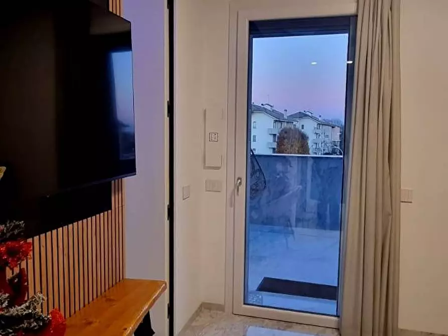 Immagine 20 di Attico in vendita  a Basiano