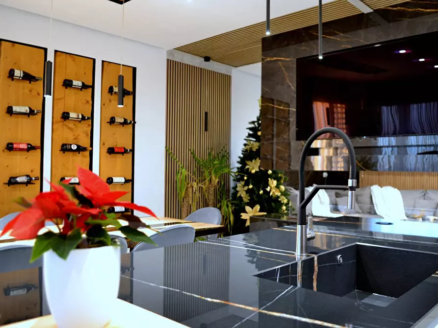 Immagine 10 di Attico in vendita  a Basiano