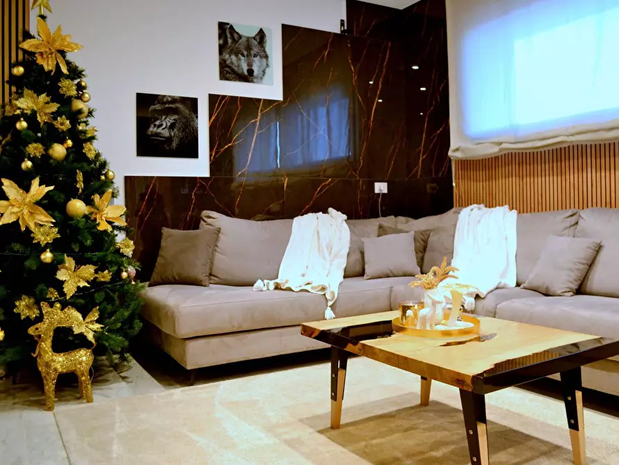 Immagine 1 di Attico in vendita  a Basiano