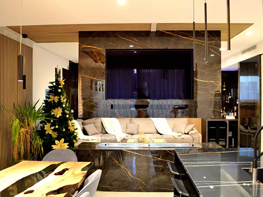 Immagine 9 di Attico in vendita  a Basiano