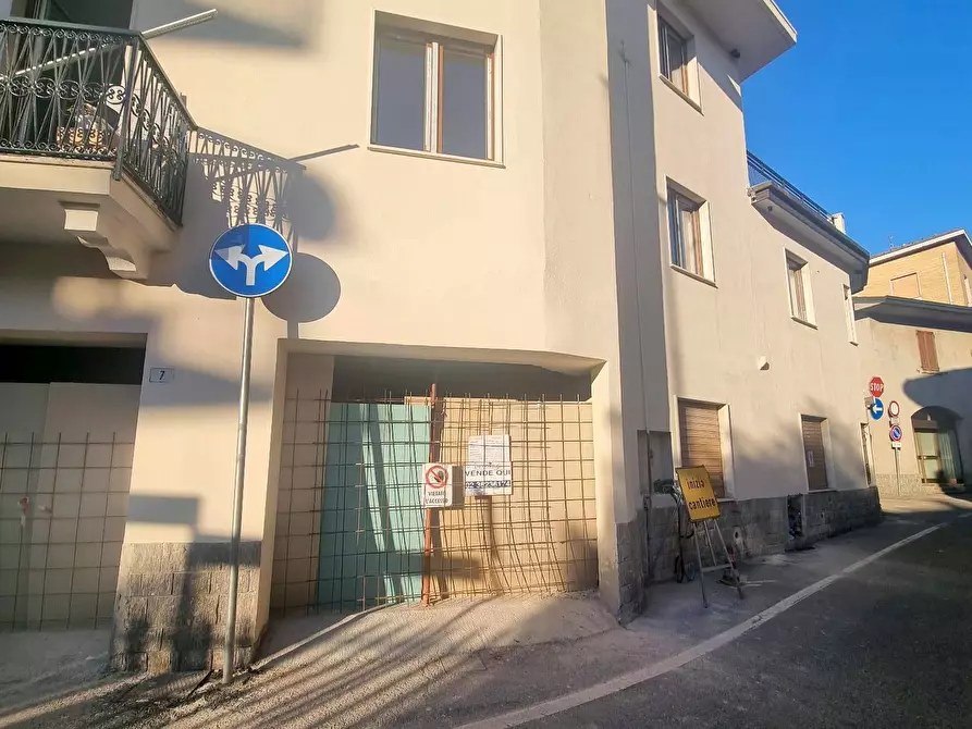 Immagine 31 di Appartamento in vendita  in via fontanelle a Arcene