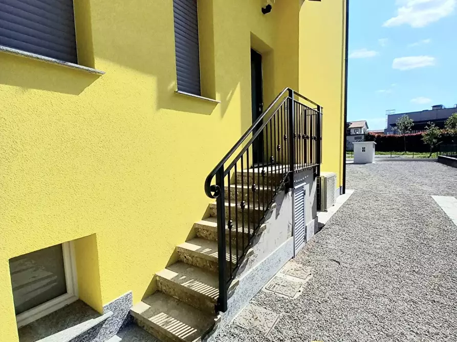 Immagine 2 di Villa in vendita  a Trezzo Sull'adda