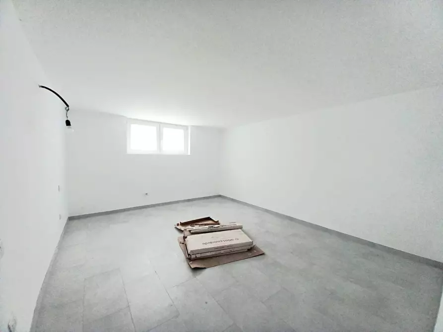 Immagine 20 di Villa in vendita  a Trezzo Sull'adda