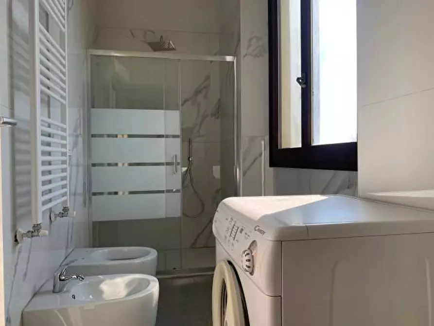 Immagine 20 di Palazzo in vendita  in via treviglio a Cassano D'adda