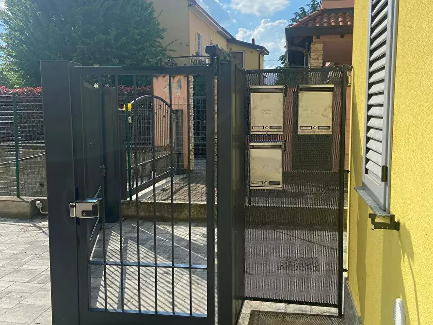 Immagine 3 di Villa in vendita  a Trezzo Sull'adda