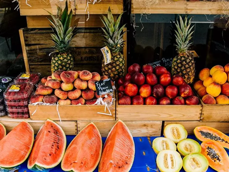 Immagine 25 di Attività commerciale in vendita  in piazza san lorenzo a Alzano Lombardo