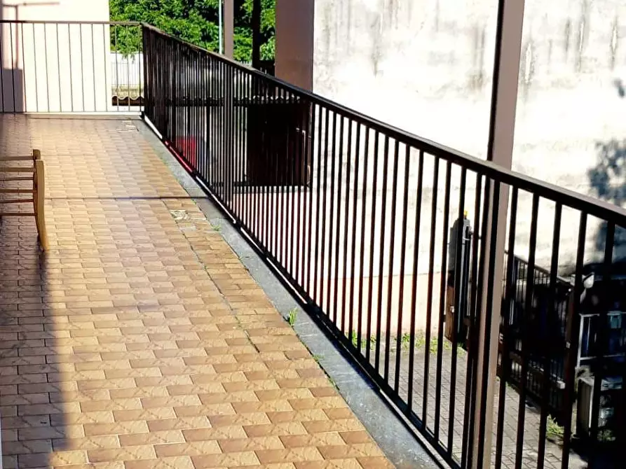 Immagine 11 di Appartamento in vendita  in I. ROTA a Vimercate