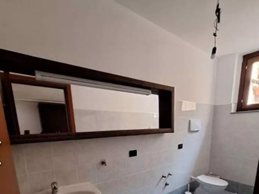 Immagine 25 di Appartamento in vendita  in via romagna a Bernareggio