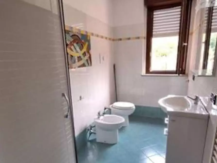 Immagine 23 di Appartamento in vendita  in via romagna a Bernareggio