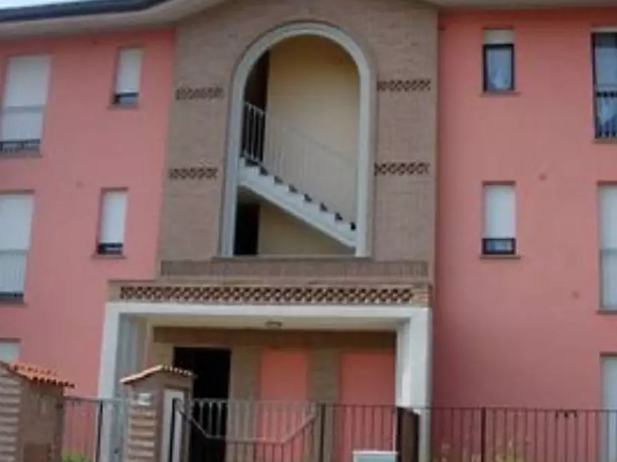 Immagine 26 di Appartamento in vendita  in via romagna a Bernareggio