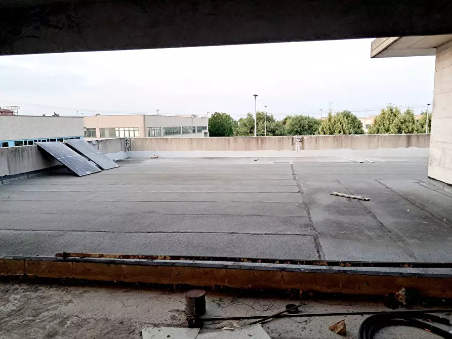 Immagine 4 di Capannone industriale in vendita  a Basiano