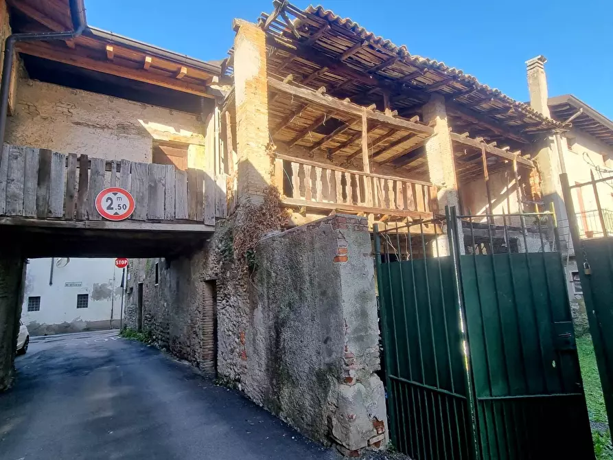 Immagine 6 di Casa indipendente in vendita  in via damiano chiesa a Bottanuco