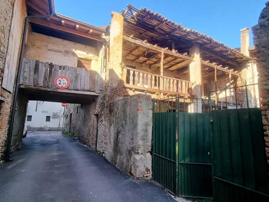 Immagine 22 di Casa indipendente in vendita  in via damiano chiesa a Bottanuco