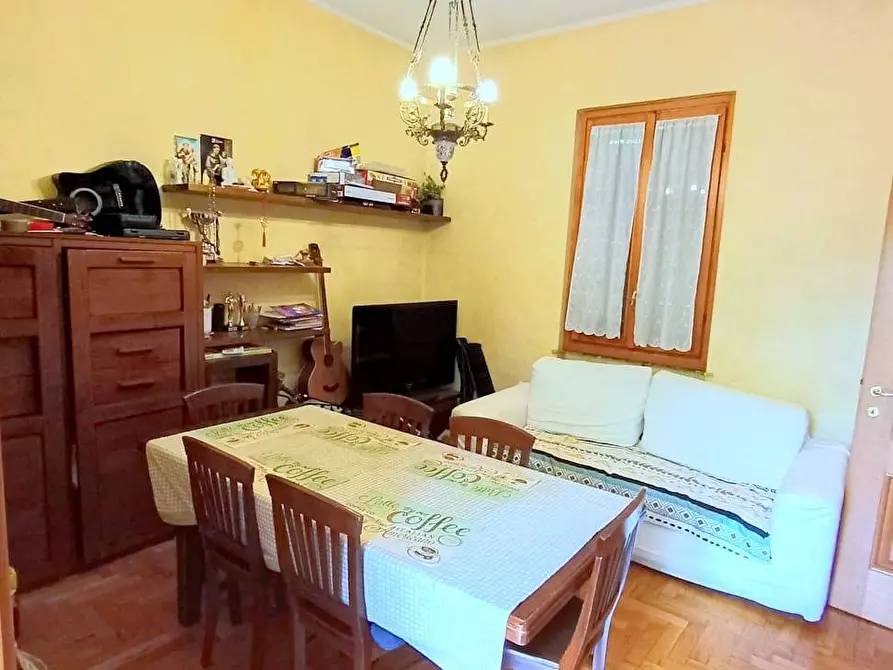 Immagine 4 di Appartamento in vendita  in I. ROTA a Vimercate